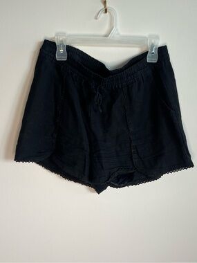 Susina Black High-Waist Pull-On Lounge Shorts